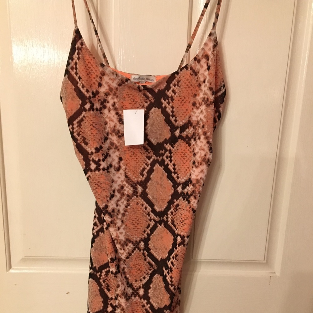 ✨BRAND NEW!✨ peach colored dress